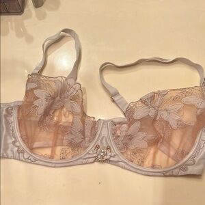 Elegant Lace Underwire Bra